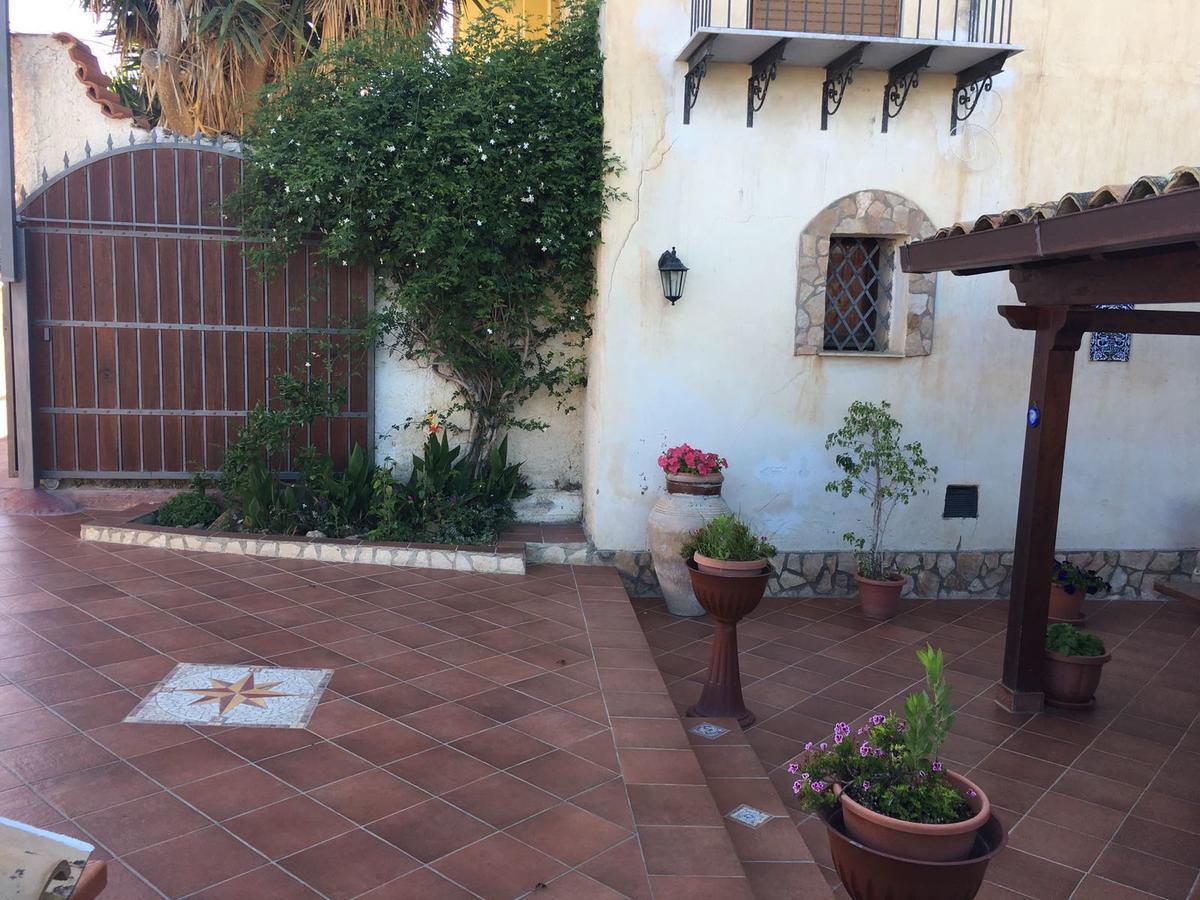 Bed and Breakfast La Bianca Scogliera Realmonte Exterior foto